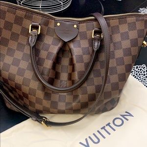 Louis Vuitton Siena MM